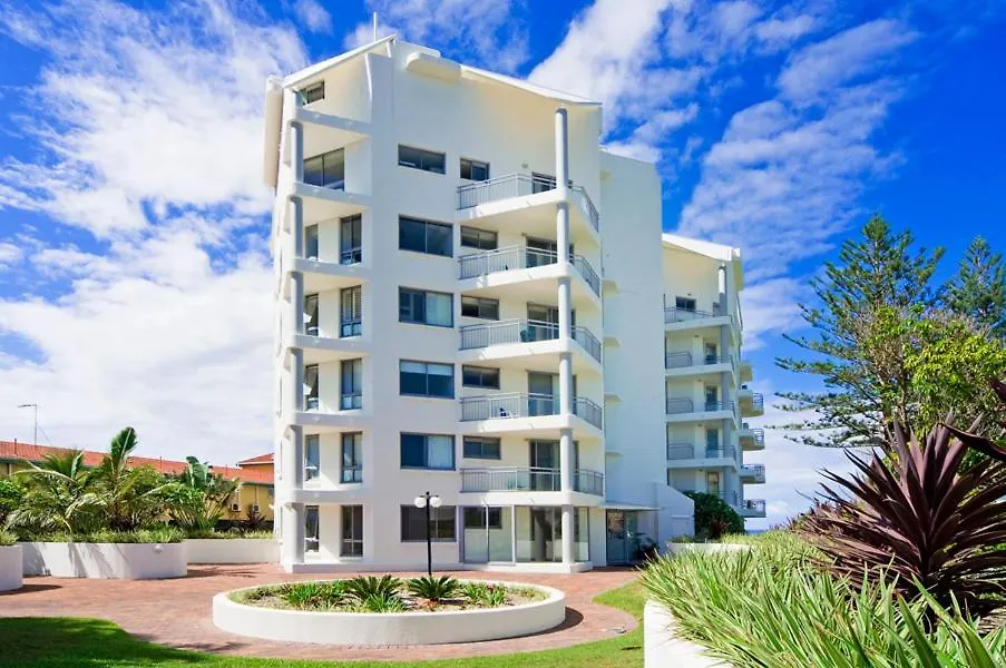 Oceanside Resort - Absolute Beachfront Apartments Gold Coast