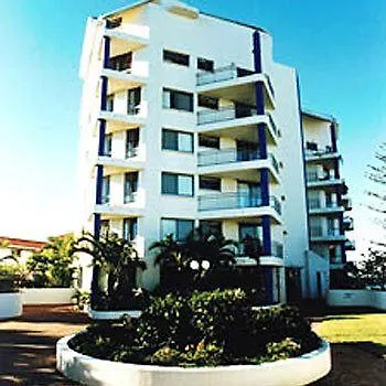 Oceanside Resort - Absolute Beachfront Apartments Gold Coast