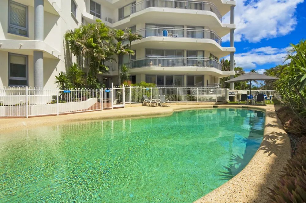 Oceanside Resort - Absolute Beachfront Apartments Gold Coast Australia